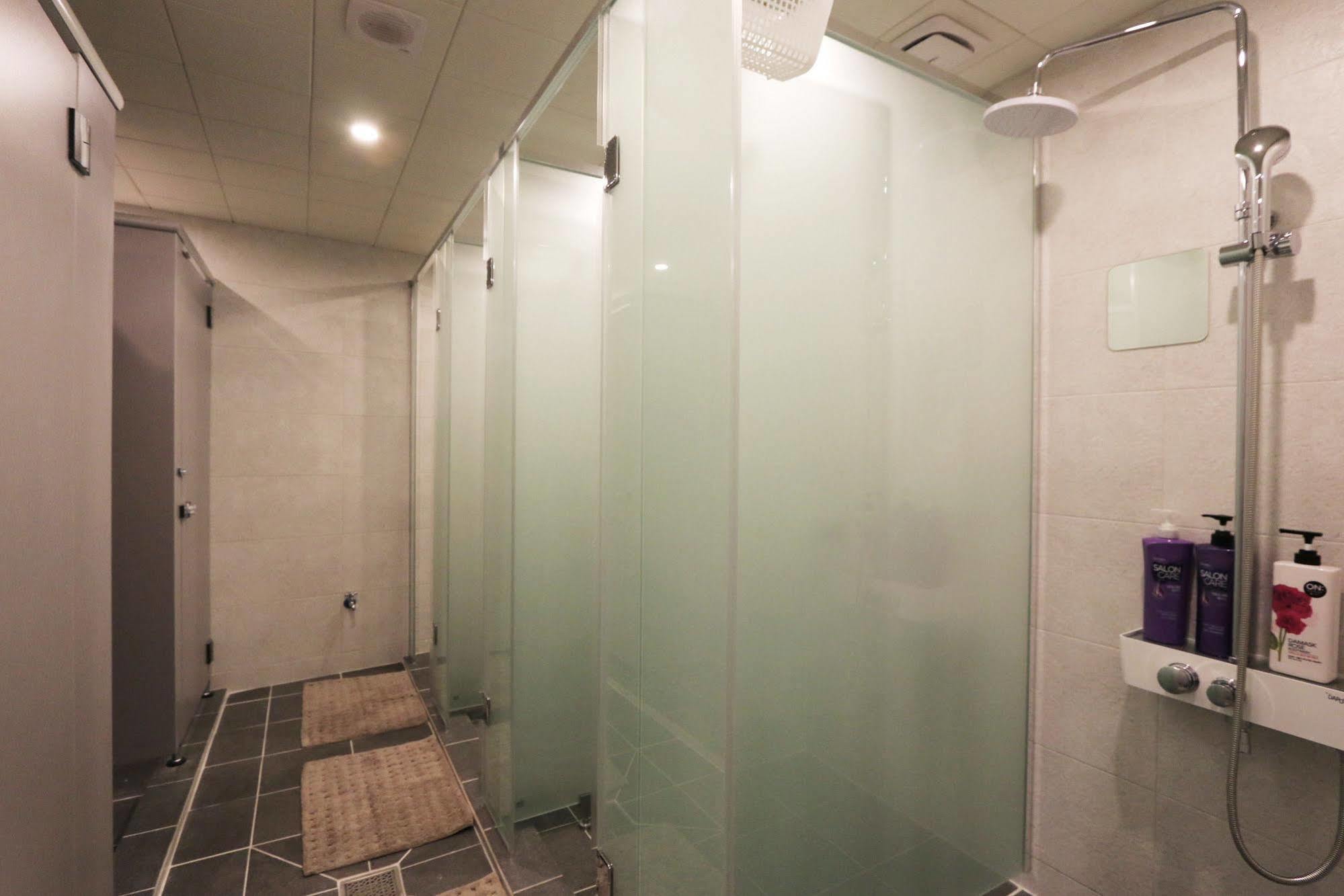 Blueboat Hostel Jeonju Ngoại thất bức ảnh