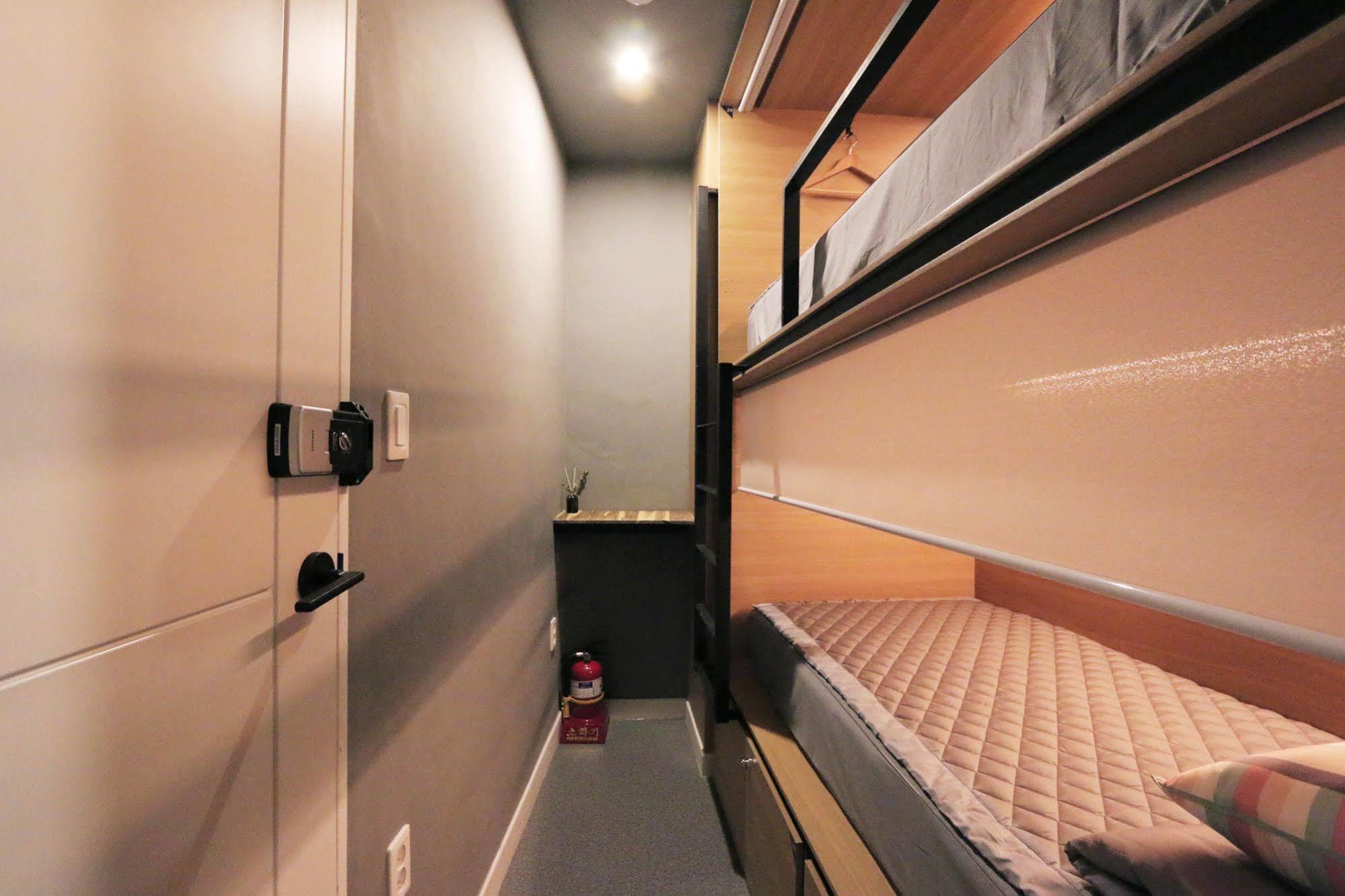 Blueboat Hostel Jeonju Ngoại thất bức ảnh