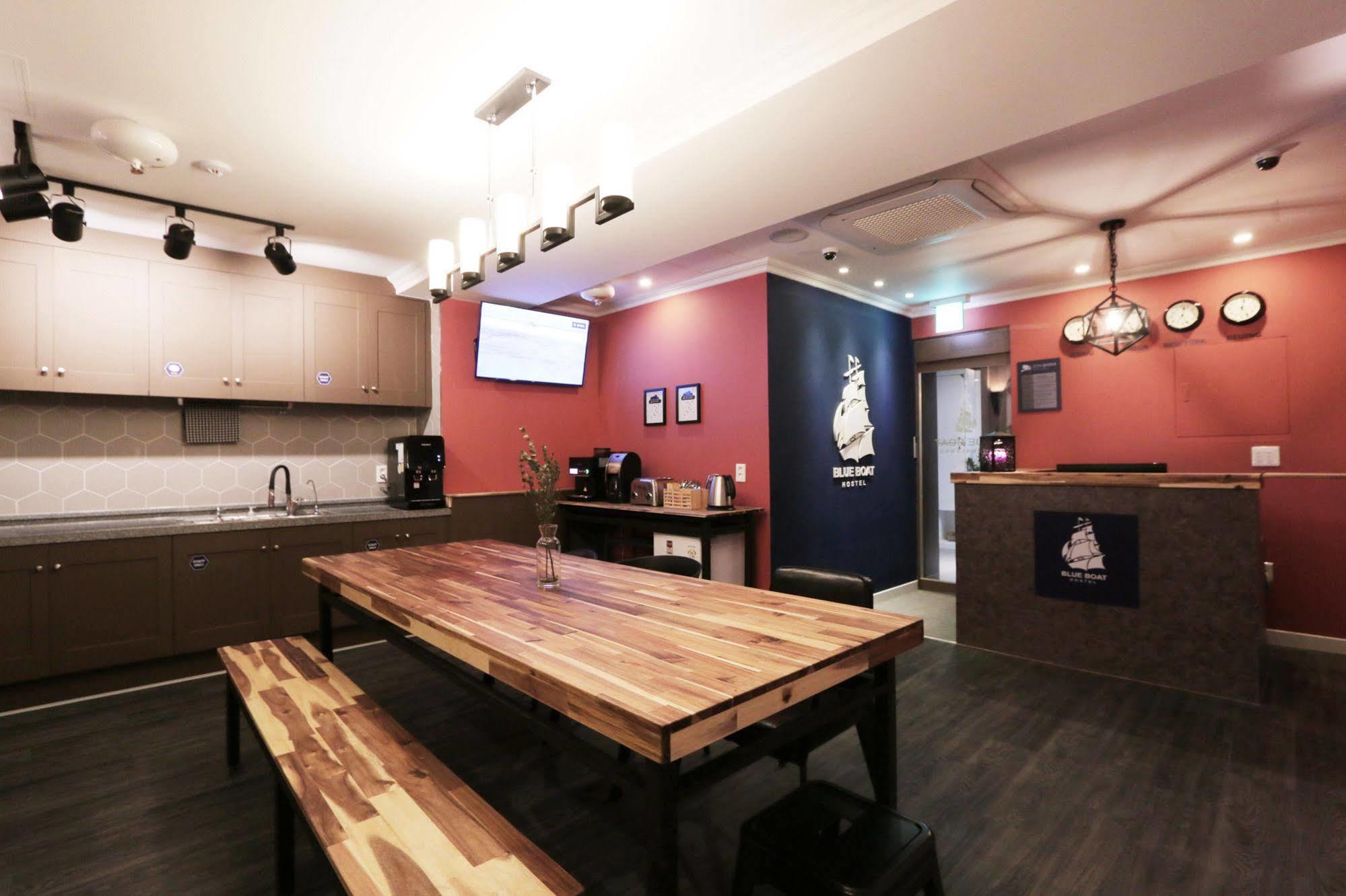 Blueboat Hostel Jeonju Ngoại thất bức ảnh
